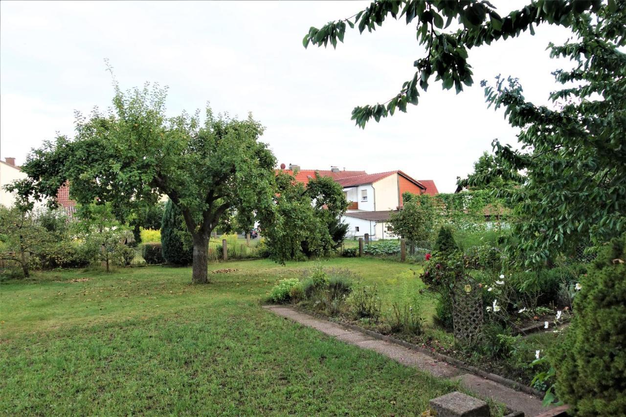 Ferienwohnung-M8 Im Schoenen Werratal Jestadt Exterior photo